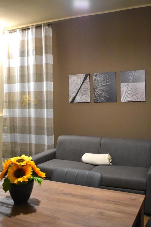 Casa Vacanze Oikia - Room Girasole Neapel Exterior foto