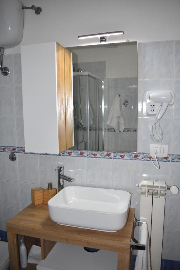 Casa Vacanze Oikia - Room Girasole Neapel Exterior foto
